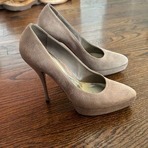 Gucci platform suede grey pump 38.5